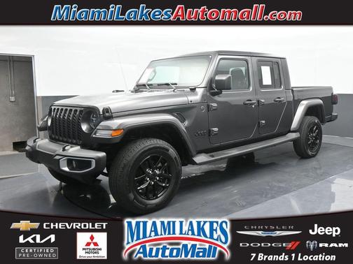 2023 Jeep Gladiator Sport