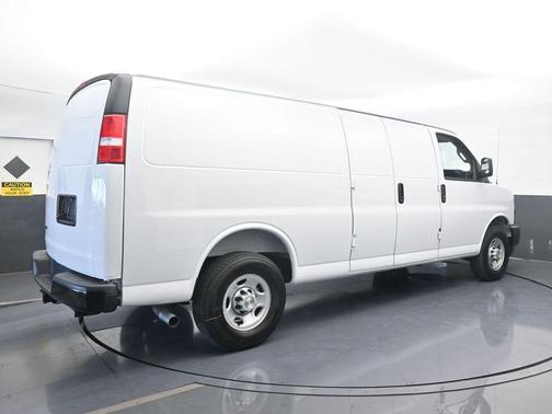 2025 Chevrolet Express 2500 Work Van