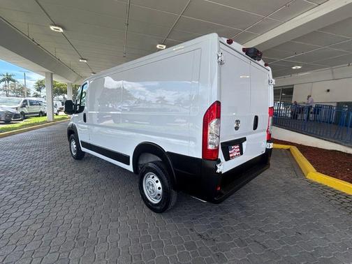2023 RAM ProMaster 2500 Base