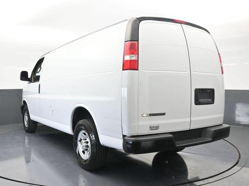 2021 Chevrolet Express 2500 Work Van
