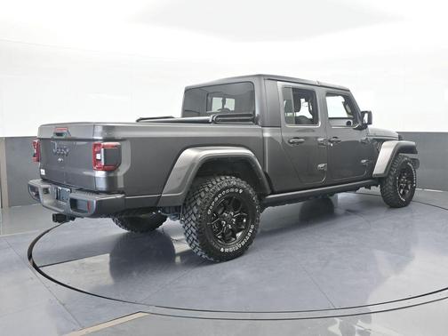 2024 Jeep Gladiator Sport