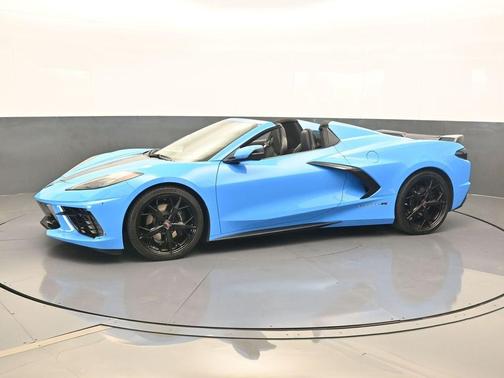 2022 Chevrolet Corvette Stingray w/2LT