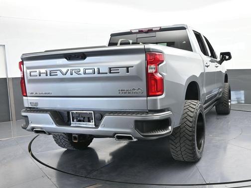 2023 Chevrolet Silverado 1500 High Country
