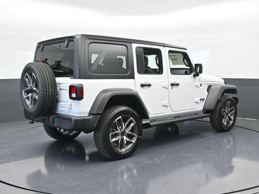 2025 Jeep Wrangler 4xe Sport