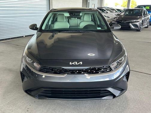 2022 Kia Forte LXS