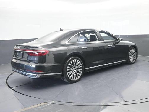 Vesuvius Gray Metallic 2019 Audi A8 L 55