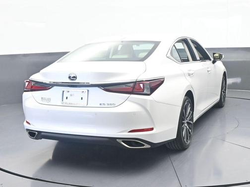 White Pearl 2025 Lexus ES 350 350