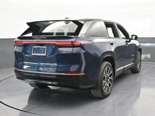 2025 Jeep Wagoneer S Limited