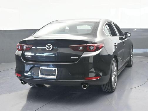 2025 Mazda Mazda3 FWD w/Preferred Package