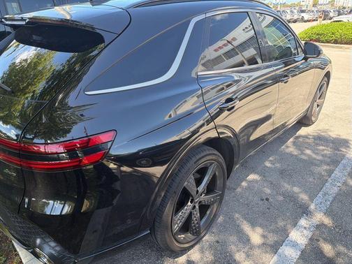 Vik Black 2022 Genesis GV70 2.5T