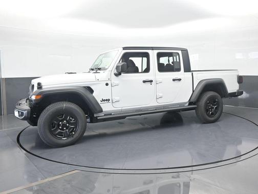 Bright White Clearcoat 2026 Jeep Gladiator Sport