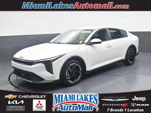 Snow White Pearl 2025 Kia K4 EX