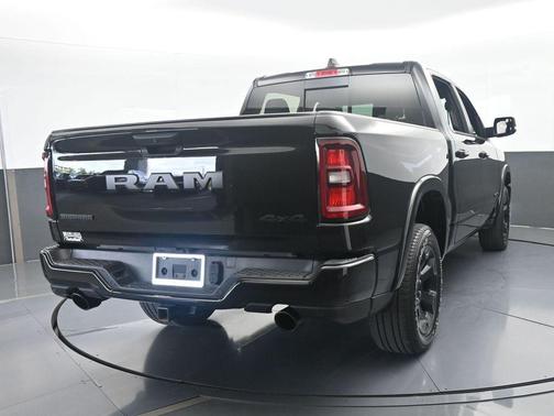 Diamond Black 2025 RAM 1500 Big Horn/Lone Star