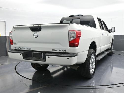 2017 Nissan Titan XD SV