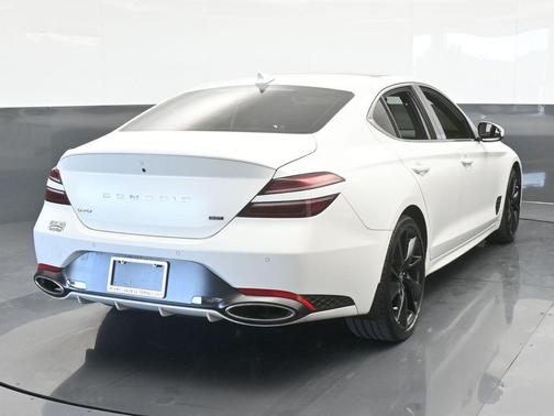 2023 Genesis G70 3.3T