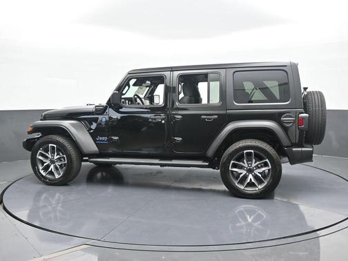 2025 Jeep Wrangler 4xe Sport