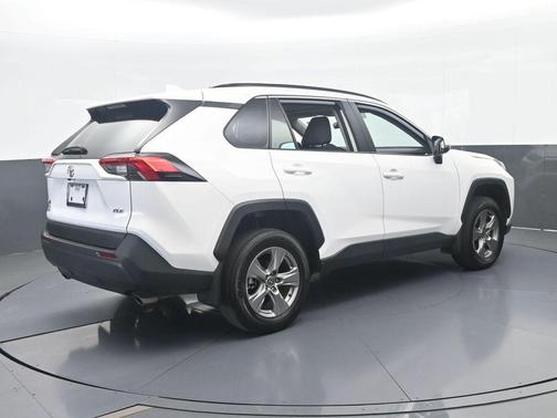 Ice 2025 Toyota RAV4 XLE