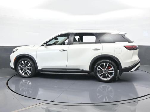 2022 INFINITI QX60 Luxe