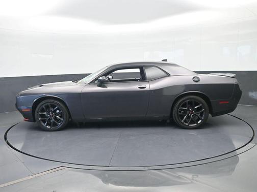 Granite Crystal Clearcoat Metallic 2022 Dodge Challenger SXT
