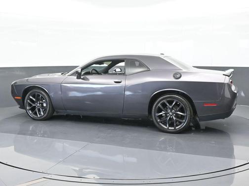 Granite Crystal Clearcoat Metallic 2022 Dodge Challenger SXT
