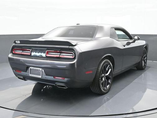 Granite Crystal Clearcoat Metallic 2022 Dodge Challenger SXT