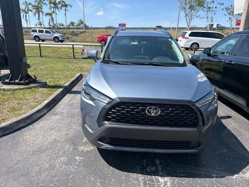 CELESTITE 2024 Toyota Corolla Cross LE