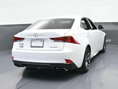 2018 Lexus IS 300 Base