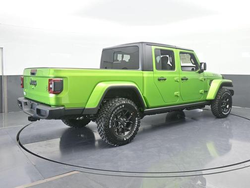 2026 Jeep Gladiator Sport