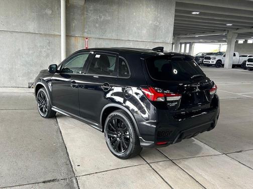 2024 Mitsubishi Outlander Sport 2.0 LE