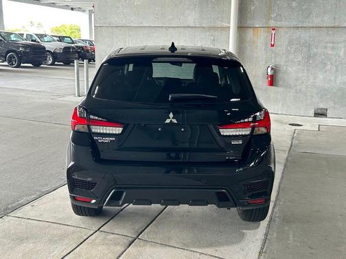 2024 Mitsubishi Outlander Sport 2.0 LE