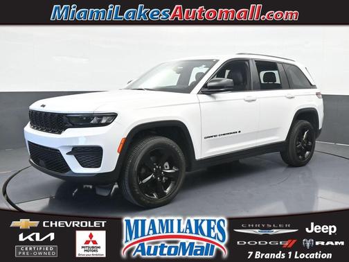 2024 Jeep Grand Cherokee Laredo