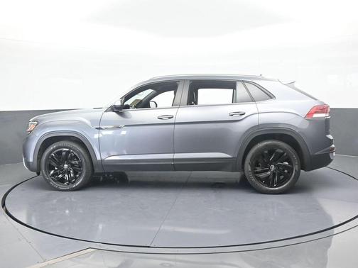 2022 Volkswagen Atlas Cross Sport 2.0T SE w/Technology