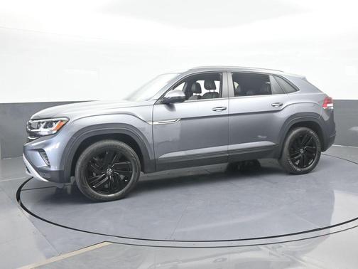2022 Volkswagen Atlas Cross Sport 2.0T SE w/Technology