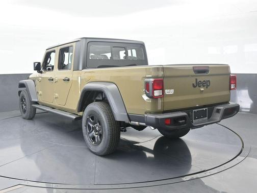 2026 Jeep Gladiator Sport