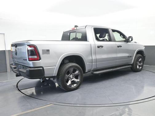 Billet Silver Metallic Clearcoat 2024 RAM 1500 Big Horn/Lone Star
