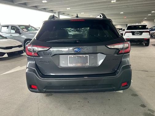 Magnetite Gray Metallic 2024 Subaru Outback Onyx Edition