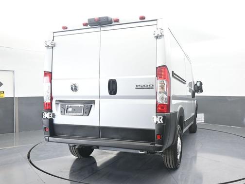 Bright Silver Clearcoat Metallic 2025 RAM ProMaster 1500 Low Roof