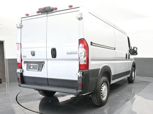 2025 RAM ProMaster 2500 Base