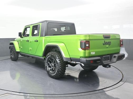 2026 Jeep Gladiator Sport