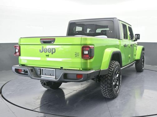 2026 Jeep Gladiator Sport