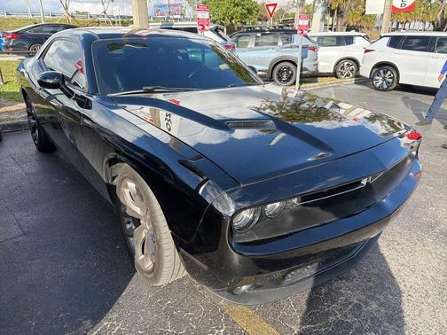 2016 Dodge Challenger SXT