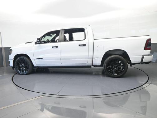 Bright White Clearcoat 2023 RAM 1500 Laramie