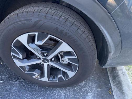 2025 Kia Sportage Hybrid EX