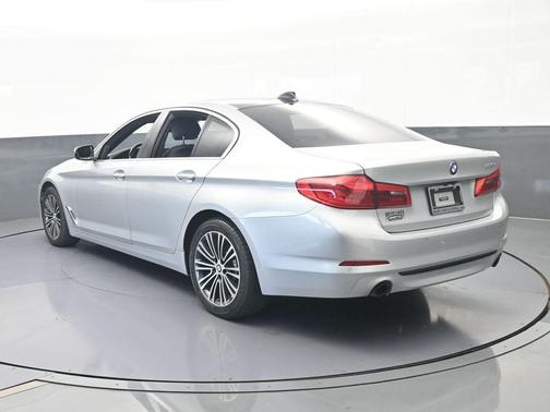 Glacier Silver Metallic 2020 BMW 530 530i