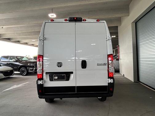 2025 RAM ProMaster 1500 Base