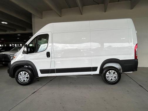 2025 RAM ProMaster 1500 Base