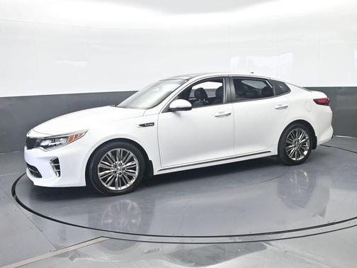 Snow White Pearl 2016 Kia Optima SXL Turbo