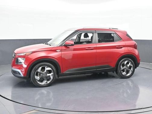 2022 Hyundai VENUE SEL