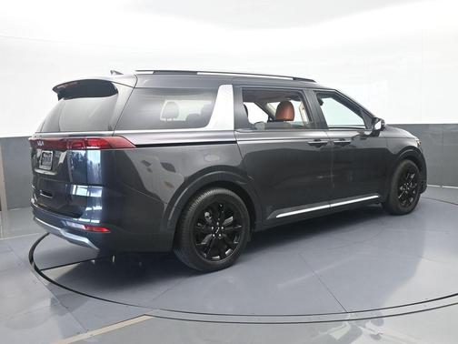 Metal 2022 Kia Carnival SX
