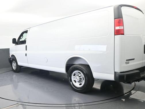 Summit White 2026 Chevrolet Express 2500 Work Van